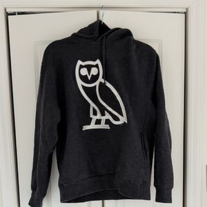 October's Very Own Owl Chenille Hoodie Gray Black White, Size Medium